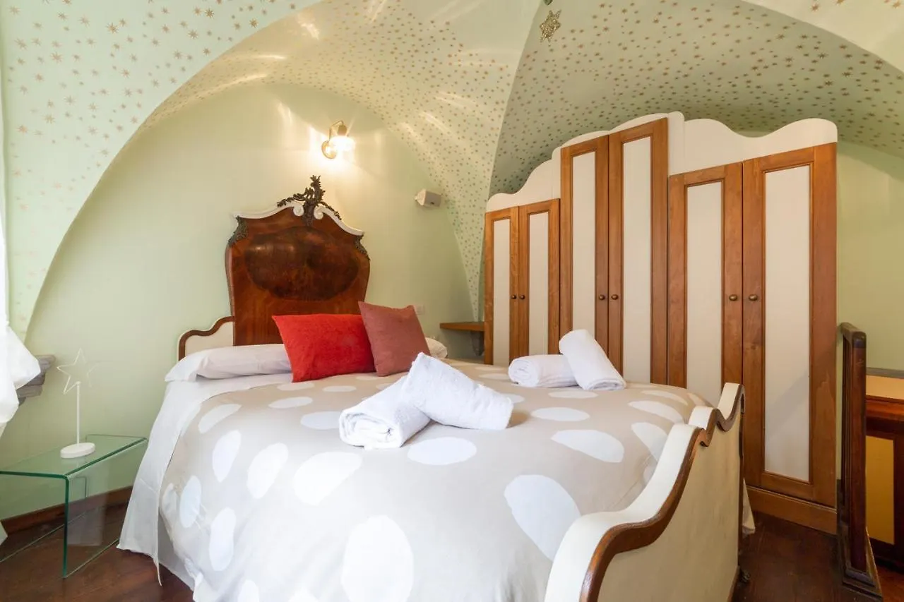 The Paintress Home With Private Patio Florença 0*,