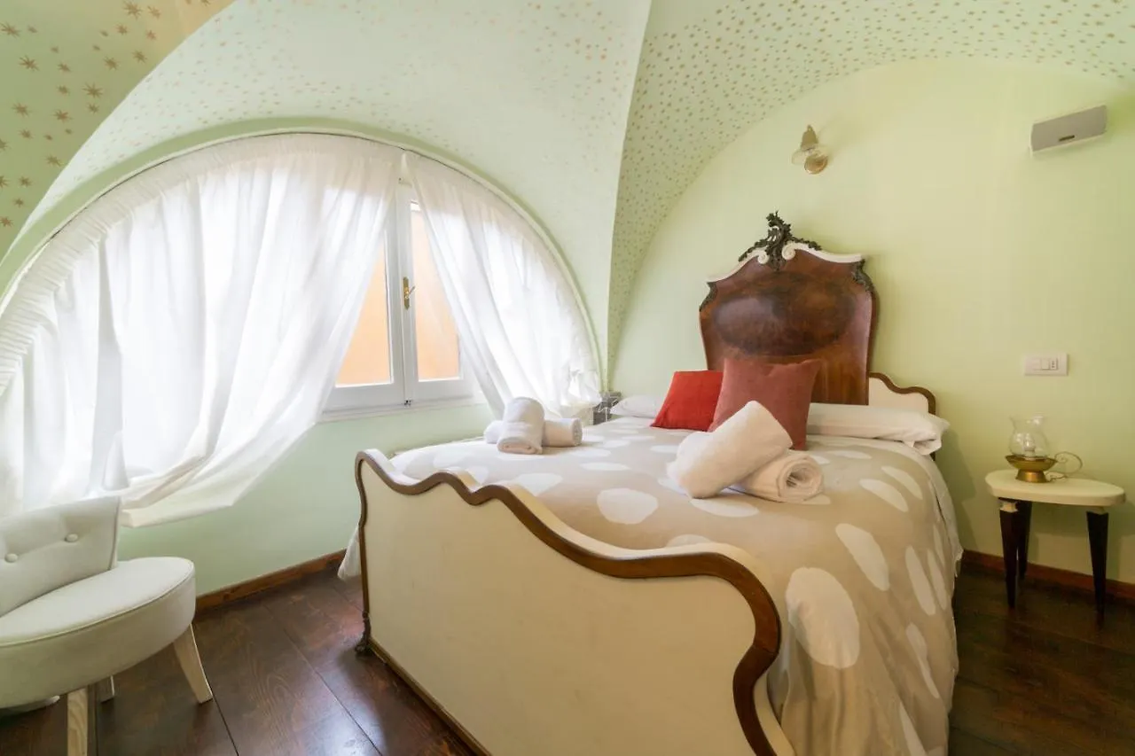 The Paintress Home With Private Patio Florence
